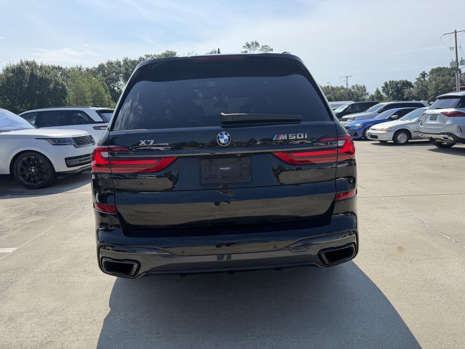 Used 2021 Black Sapphire Metallic BMW M50i image 21