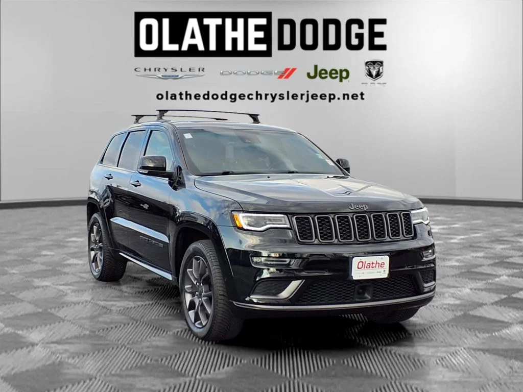 Certified Used 2021 Black Jeep Overland image 32