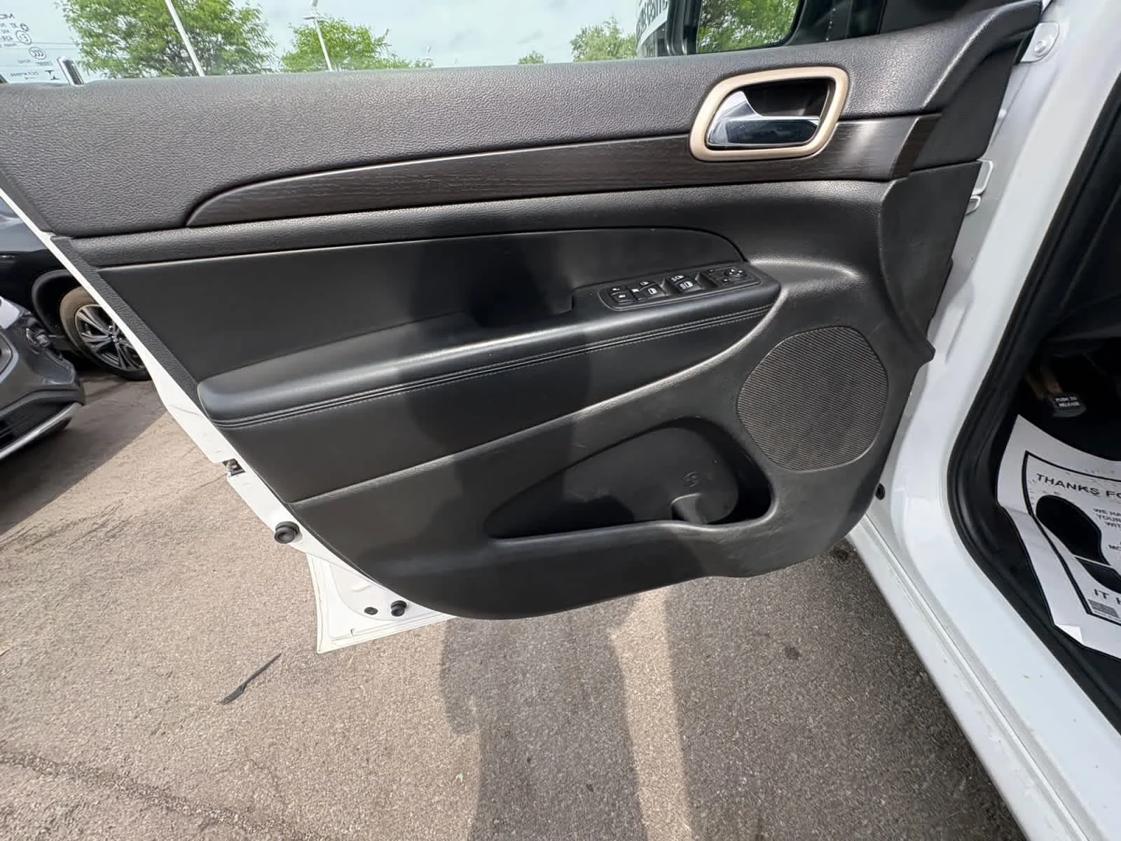 Used 2014 Bright White Clearcoat Jeep Altitude image 12