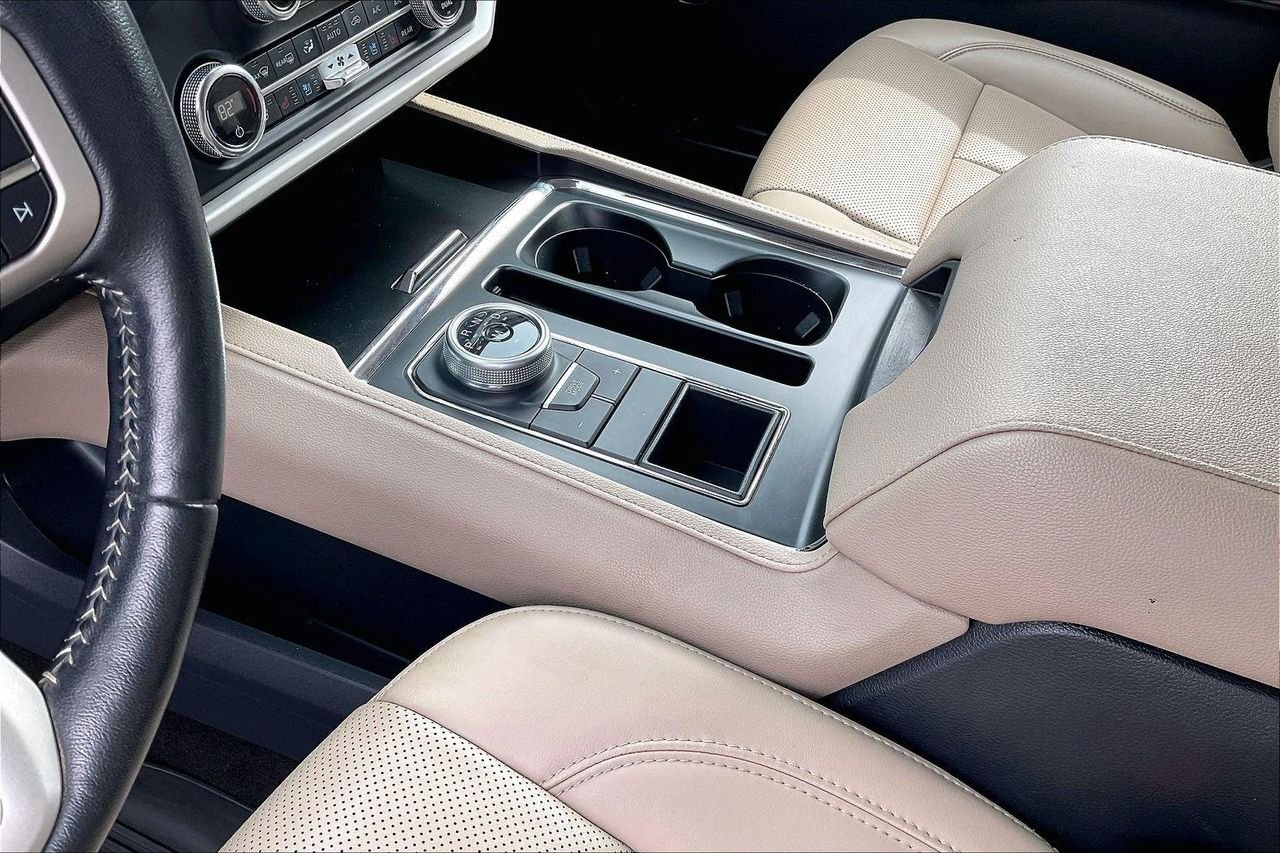 2022 Ford Expedition XLT - Photo 19