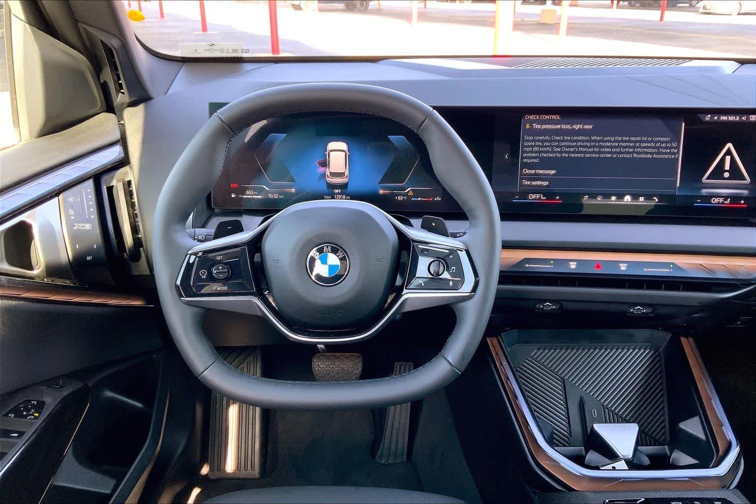 2026 BMW X3 30 - Photo 10
