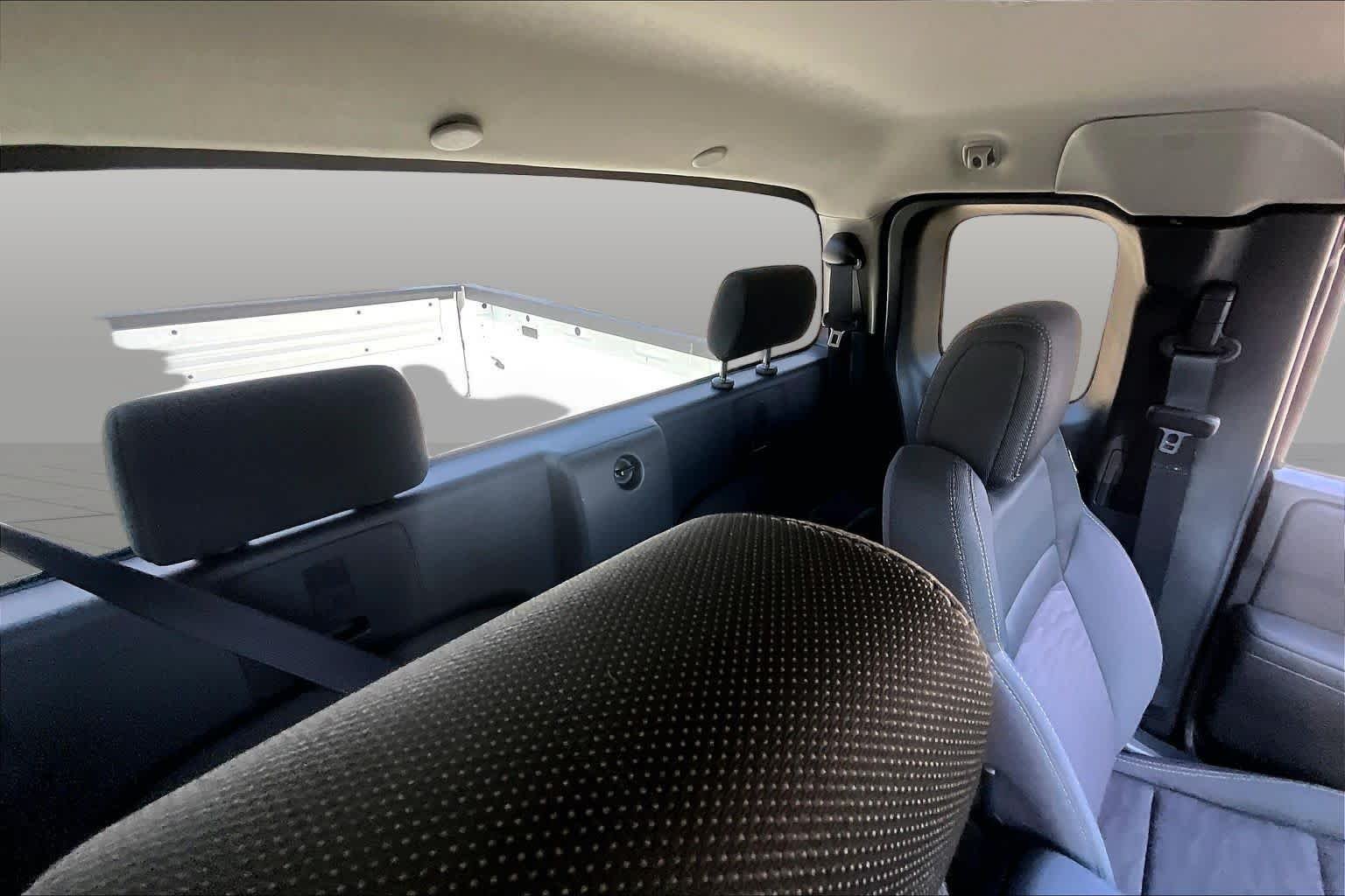 Used 2024 Glacier White Nissan SV image 19
