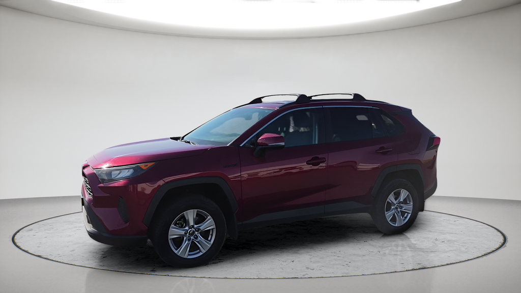 Used 2020 Red Toyota LE image 16