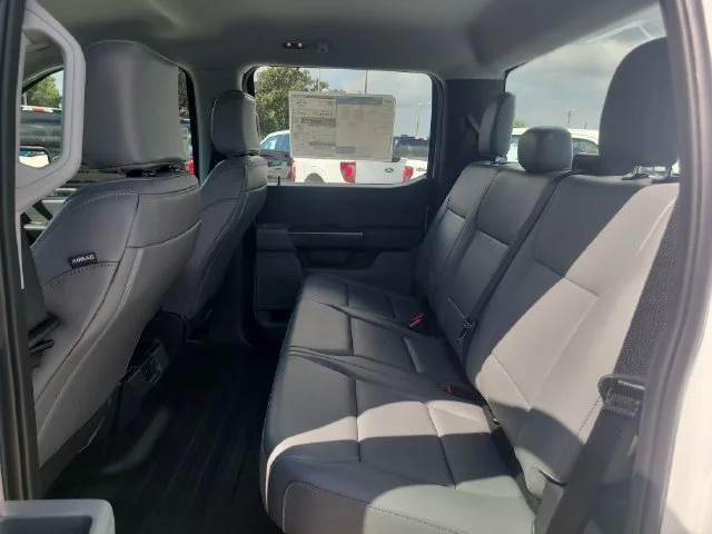 New 2026 Oxford White Ford XL image 12