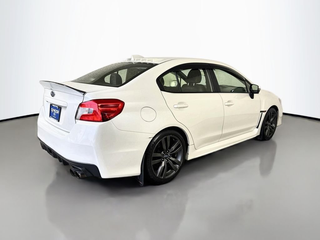 Used 2016 Crystal White Pearl Subaru Limited image 11