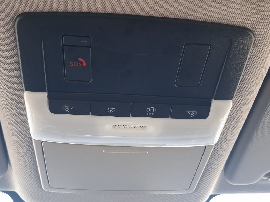 Certified Used 2025 Beige/tan Nissan SV image 7