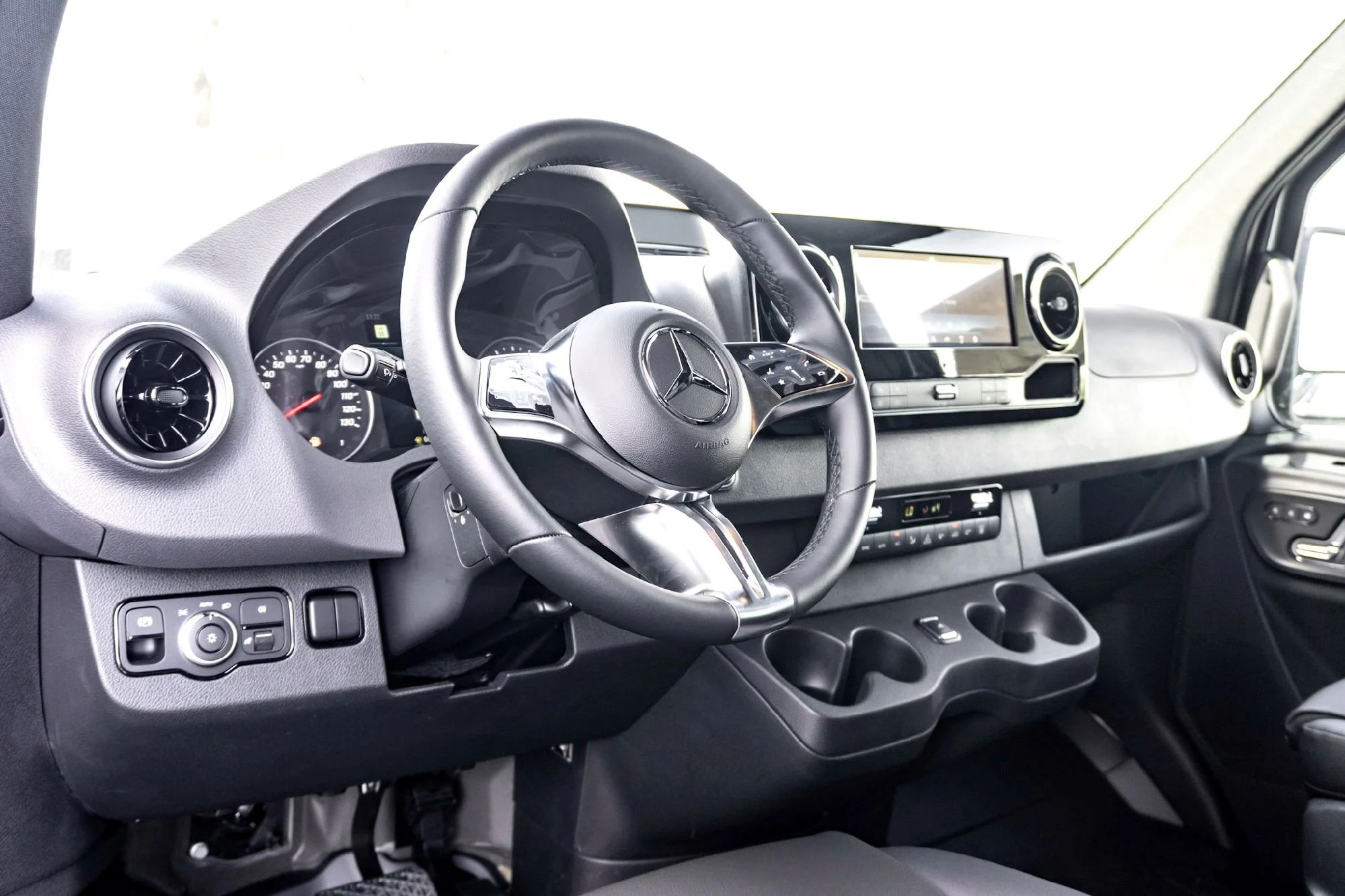 2025 Mercedes-Benz Sprinter Passenger Van Base - Photo 12
