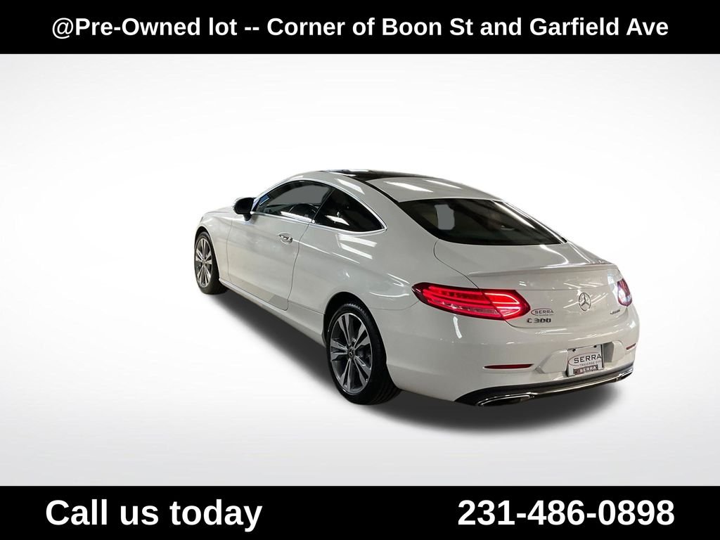 Used 2019  Mercedes-Benz C 300 image 3