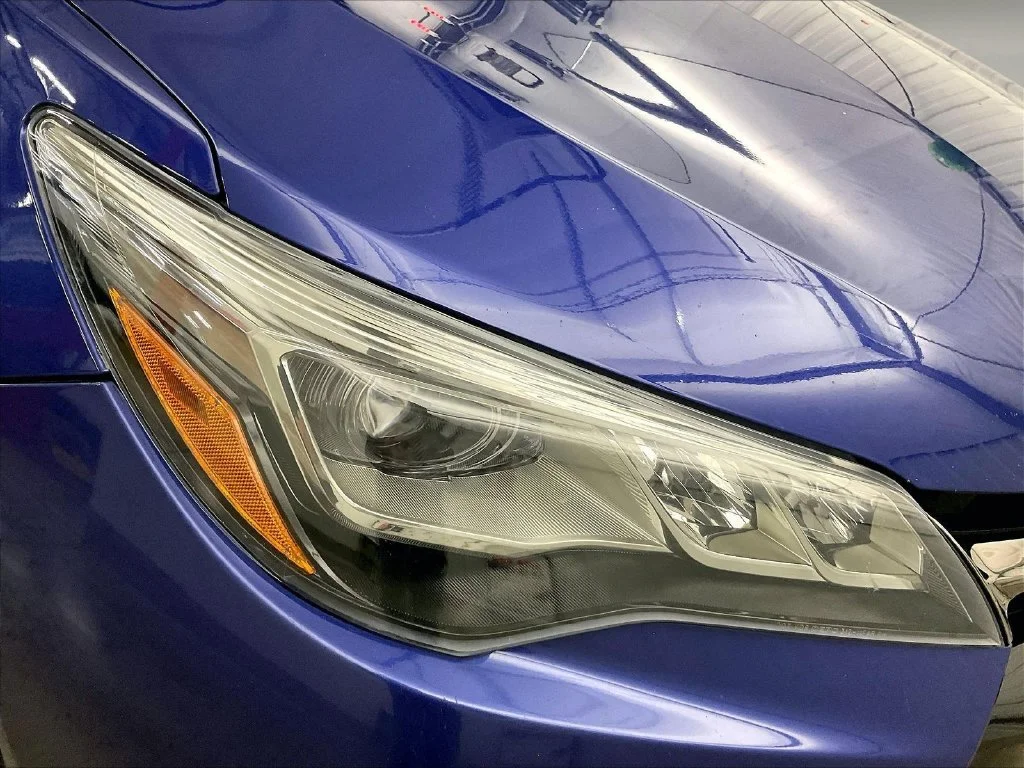 Used 2016 Blue Toyota XSE V6 image 33