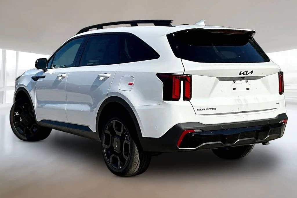 New 2026 Glacial White Pearl Kia X-Line SX AWD image 3