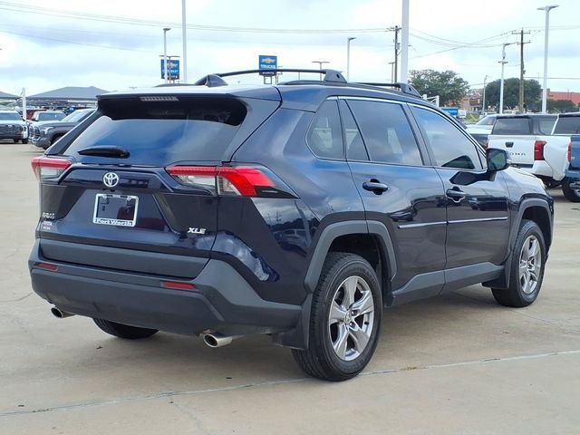 Used 2024  Toyota XLE image 7