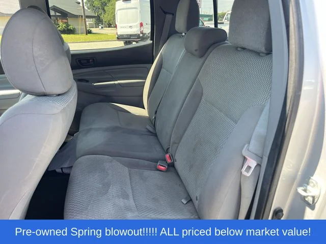 Used 2013 Silver Toyota SR5 image 26