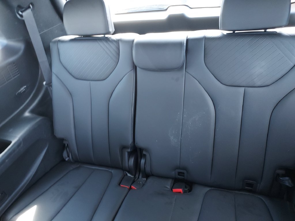 Used 2023 Black Hyundai SEL image 24