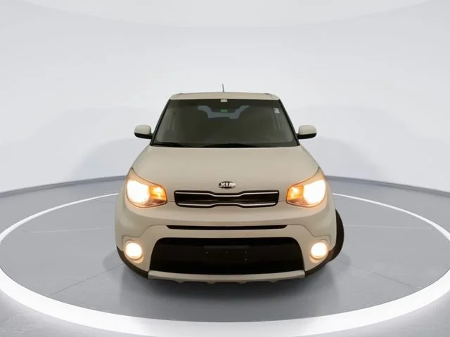 Used 2018 White Kia Plus image 7