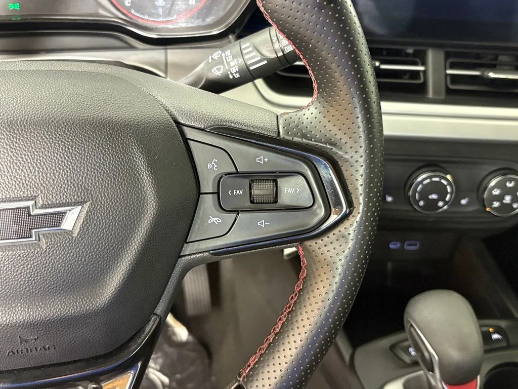 Used 2024 White Chevrolet 1RS image 23