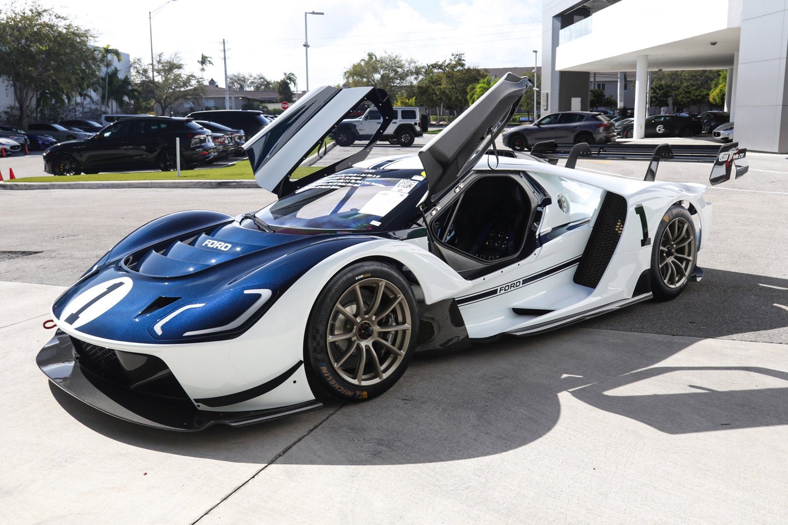 Used 2023 White Ford  image 2