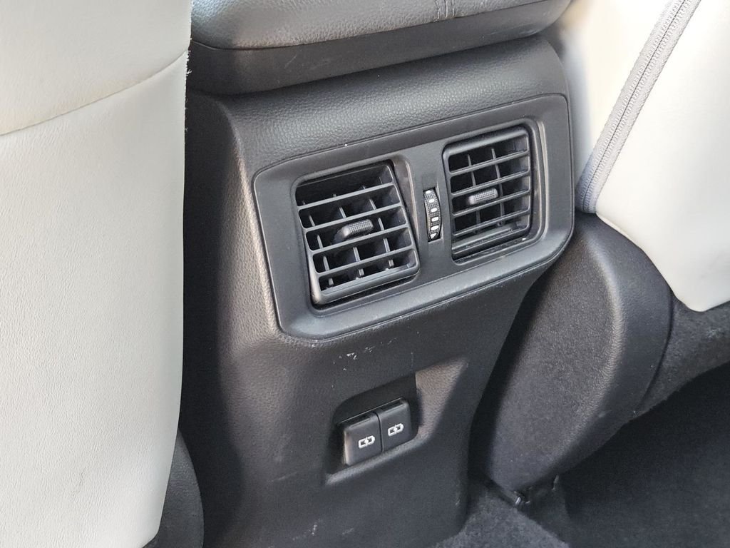 Used 2023 Silver Toyota XLE Premium image 40