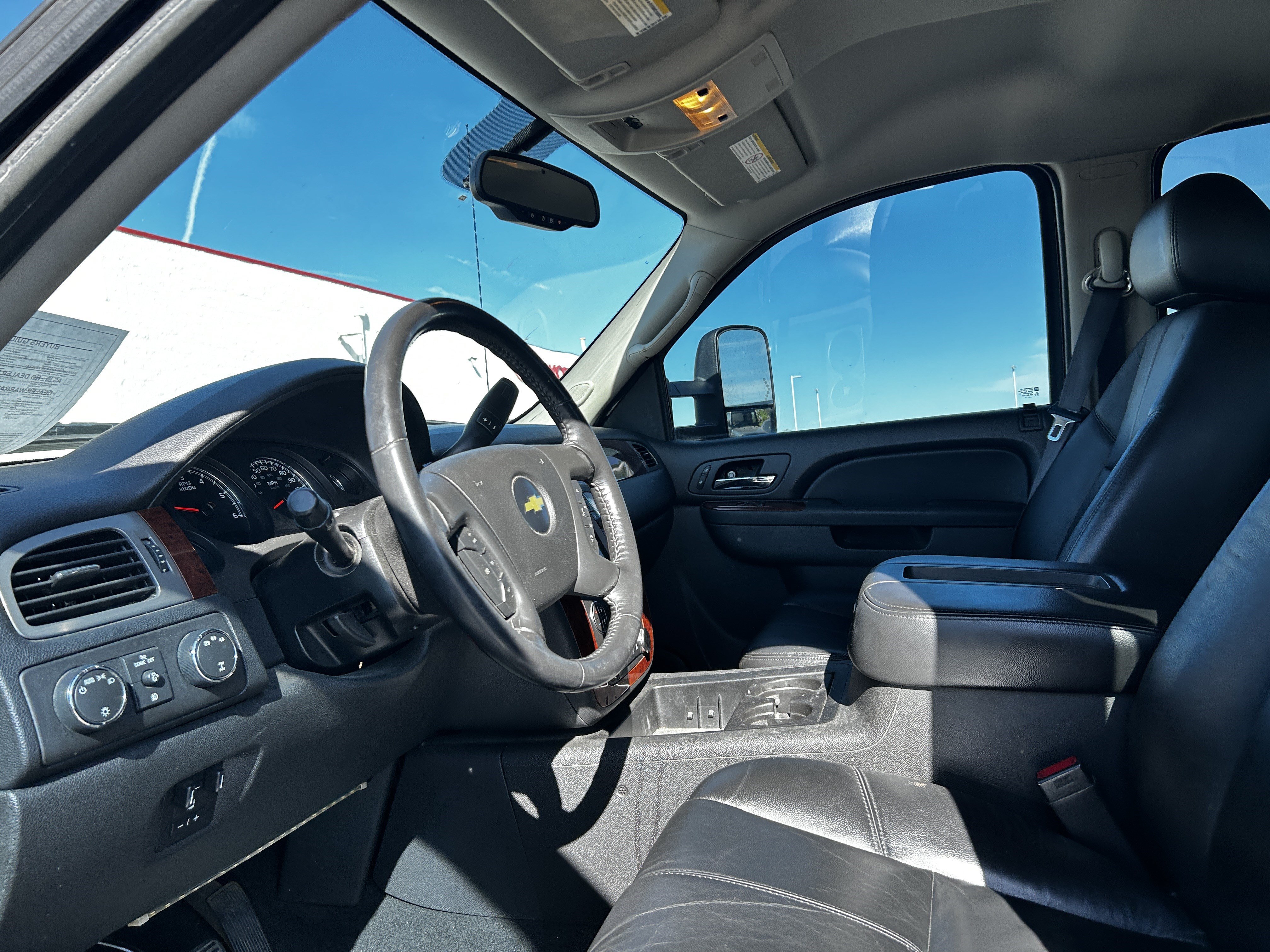 Used 2010 Black Chevrolet LTZ image 9