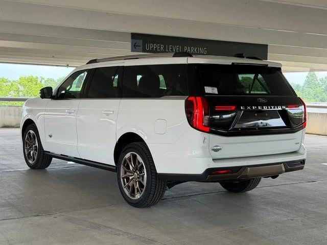 New 2026 Star White Metallic Tri-Coat Ford King Ranch image 4