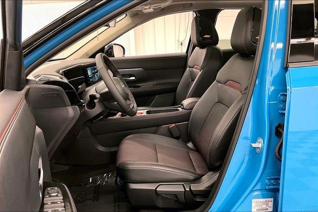 2025 Nissan Kicks SR AWD - Photo 9