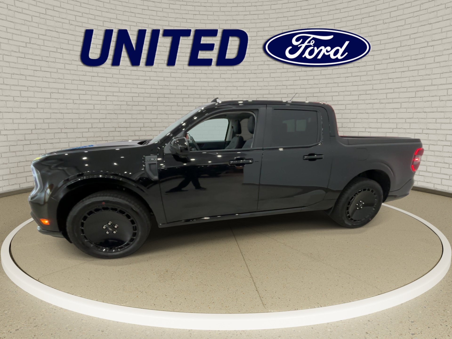 New 2026 Shadow Black Ford Lobo™ image 8