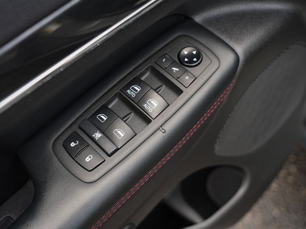 Used 2021 Gray Jeep Trailhawk image 16
