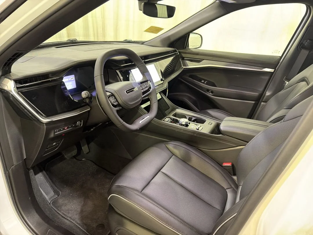 Used 2025 Bright White Clearcoat Jeep Limited image 14
