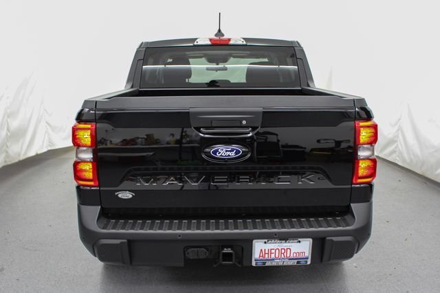 New 2026 Shadow Black Ford XLT image 7