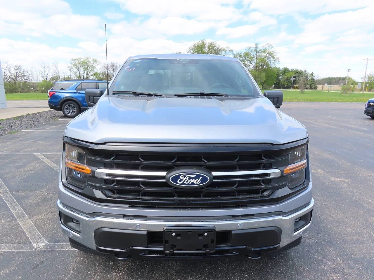 New 2026 Iconic Silver Metallic Ford XLT image 2