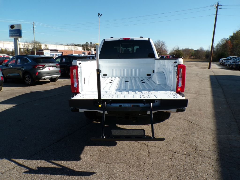 New 2026 Oxford White Ford F-250® XL image 9
