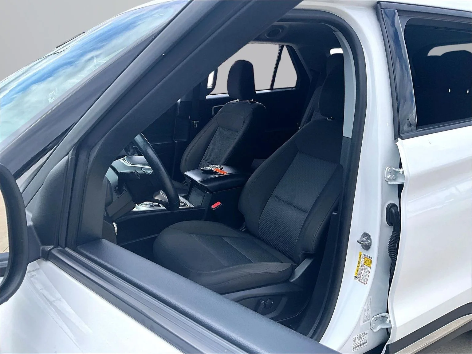 Used 2022 White Ford XLT image 25