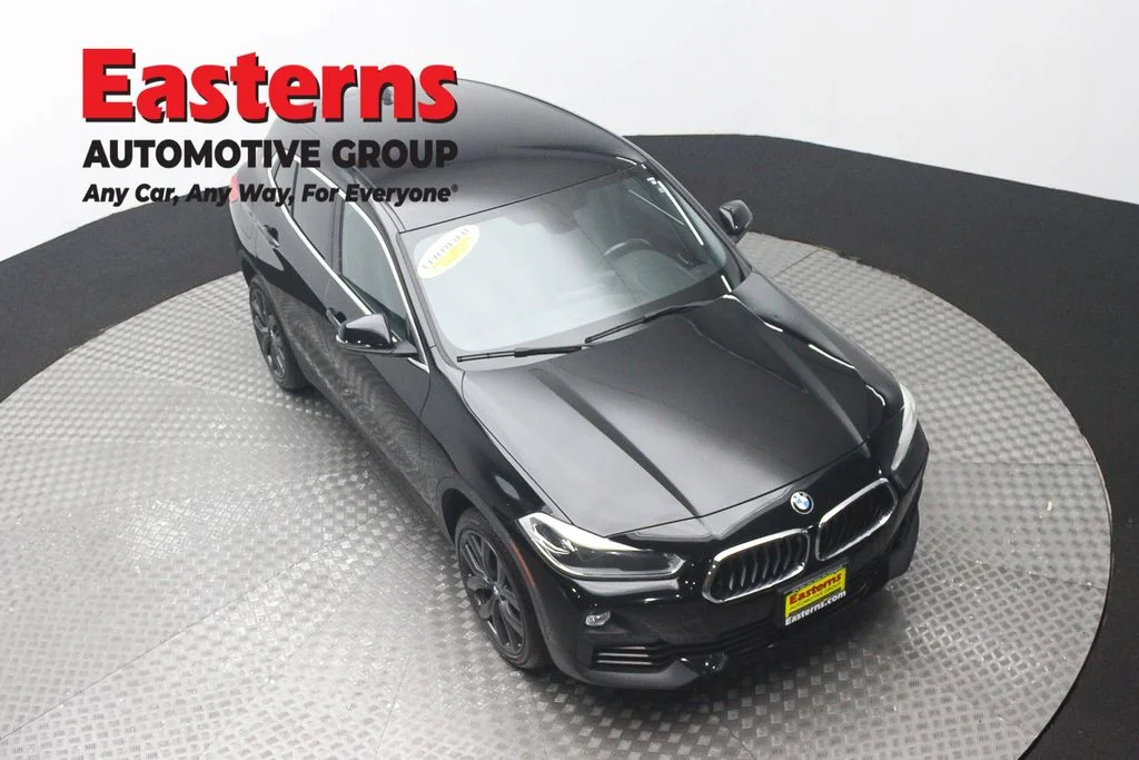 Used 2018 Black BMW xDrive28i image 3