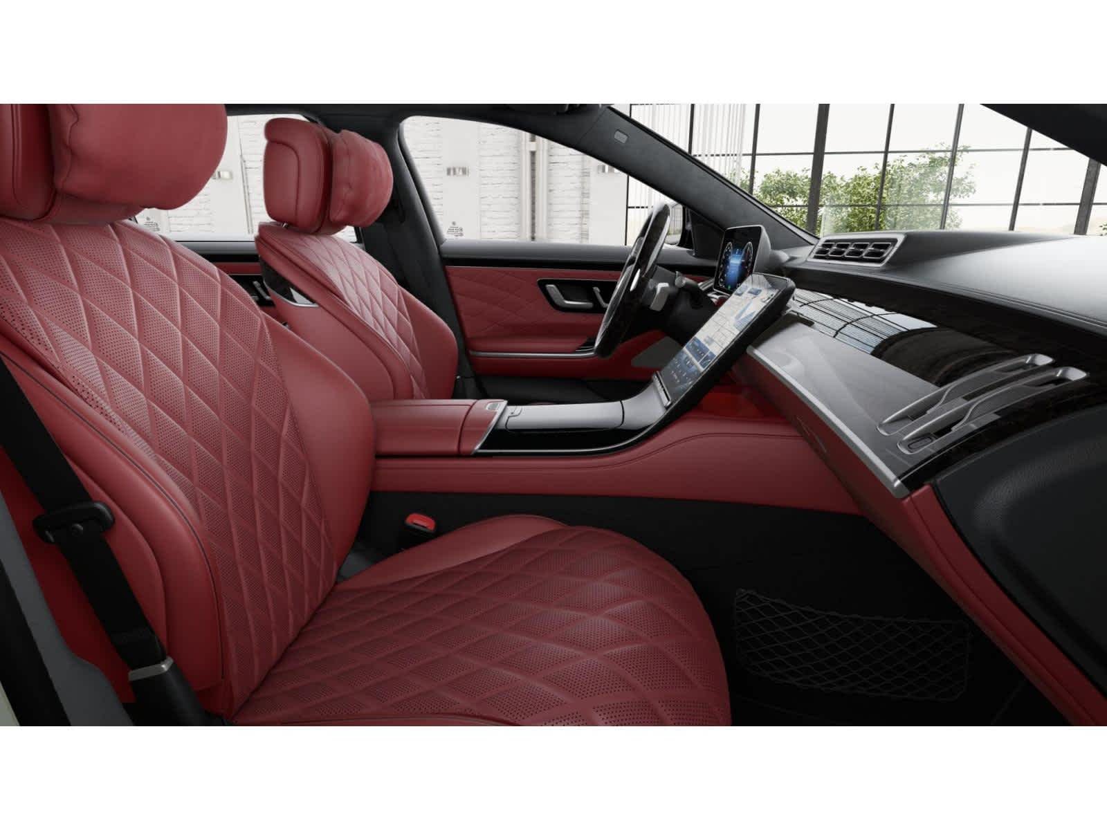 New 2026 MANUFAKTUR Moonlight White Metallic Mercedes-Benz S 580e image 3