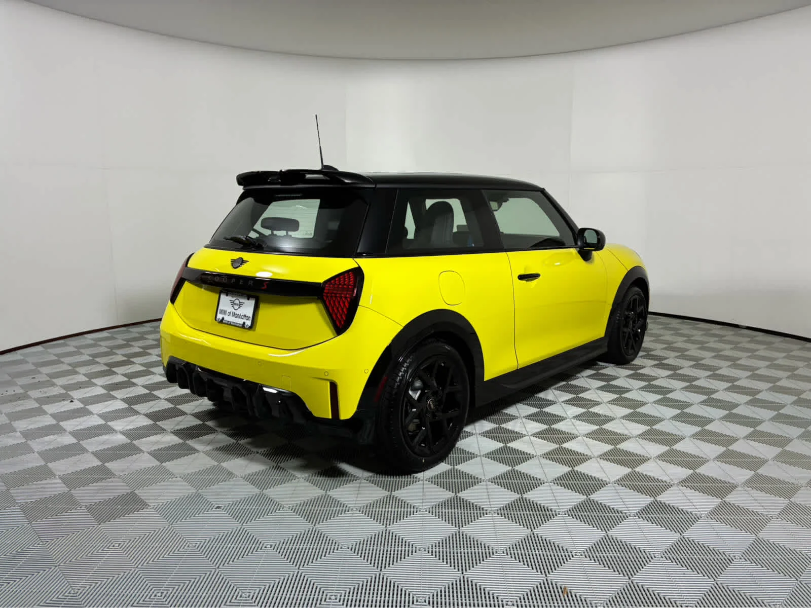2026 MINI Hardtop 2 Door S - Photo 3