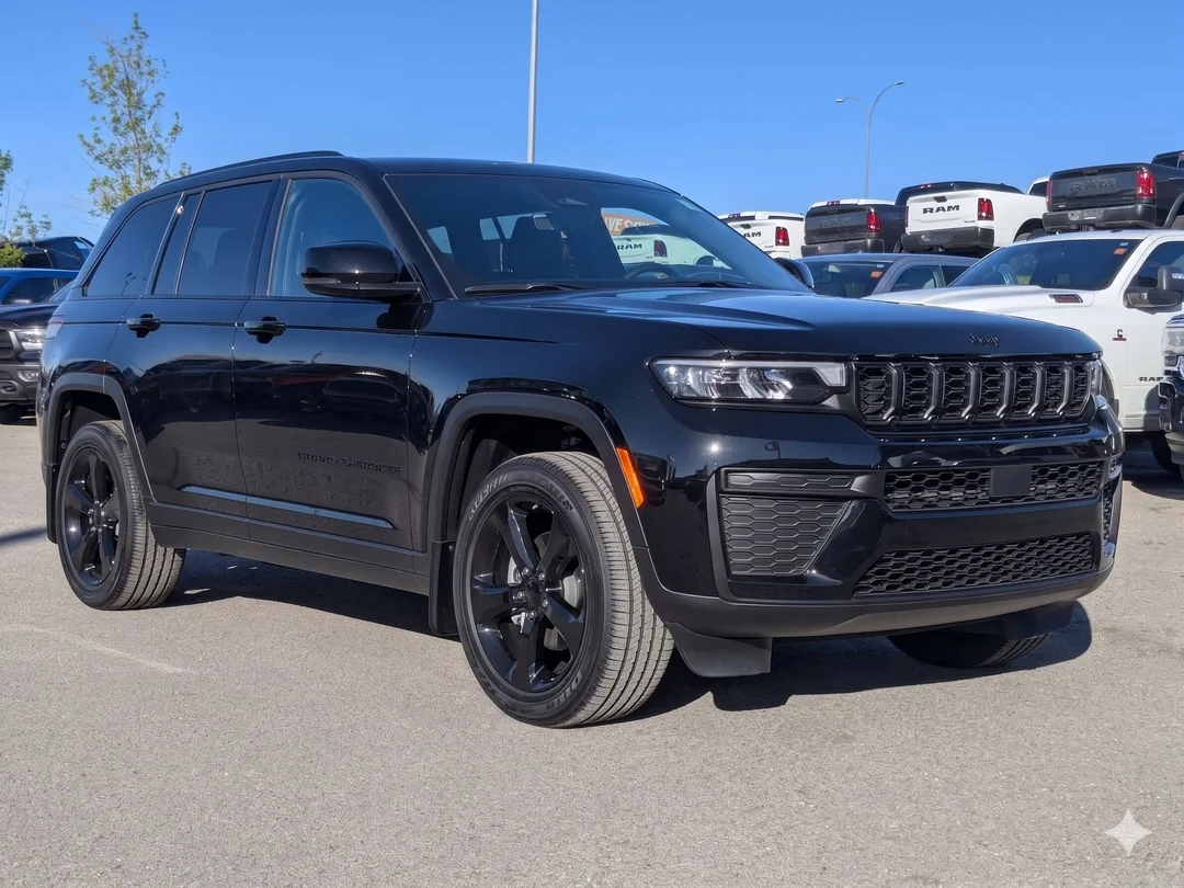 New 2026 Black Jeep Altitude - - 4x4 - Power Sunroof - Trailer Tow Pkg - 20 Black Wheels - Remote Start & More! image 2