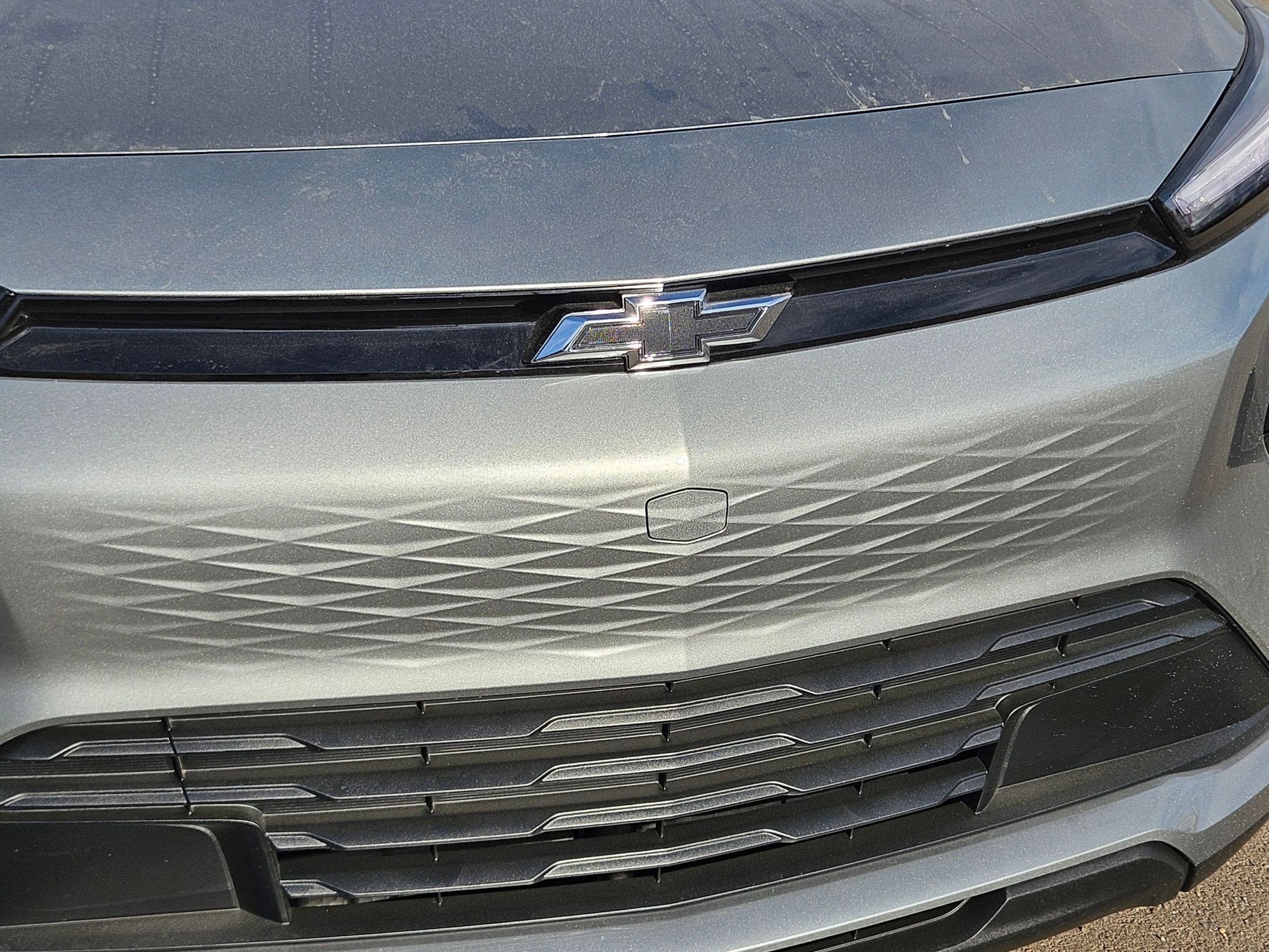 2027 Chevrolet Bolt LT - Photo 9