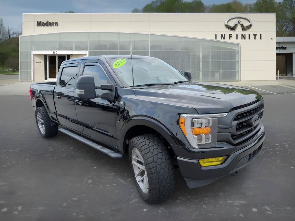 Used 2022 Black Metallic Ford XLT image 2