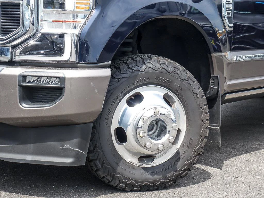 Used 2021 Antimatter Blue Metallic Ford King Ranch image 3