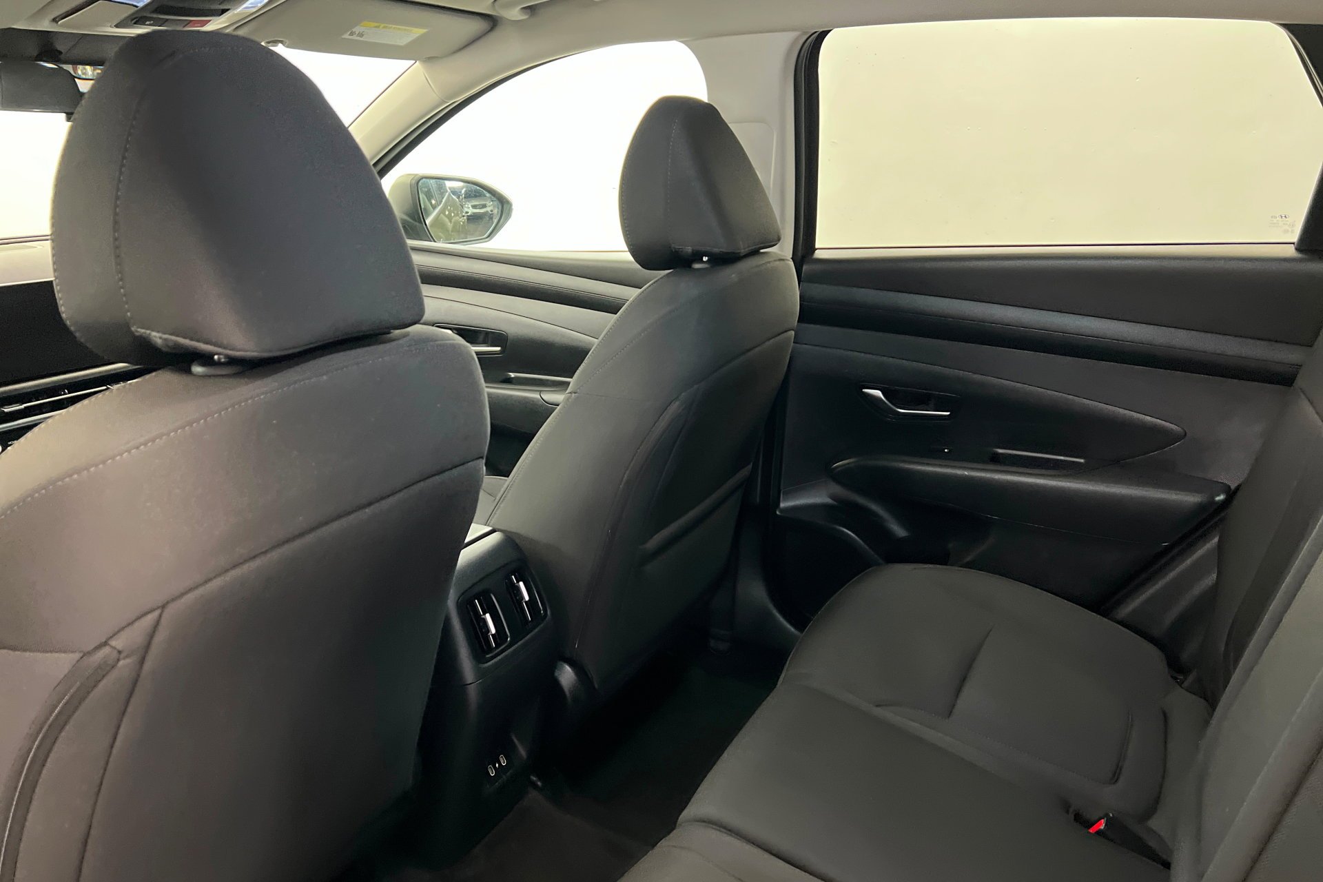 Used 2025 Rockwood Green Hyundai SEL image 20