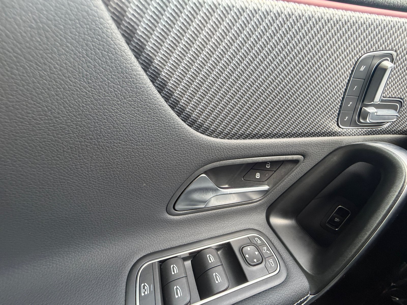 Certified Used 2025 Black Mercedes-Benz CLA 250 image 17