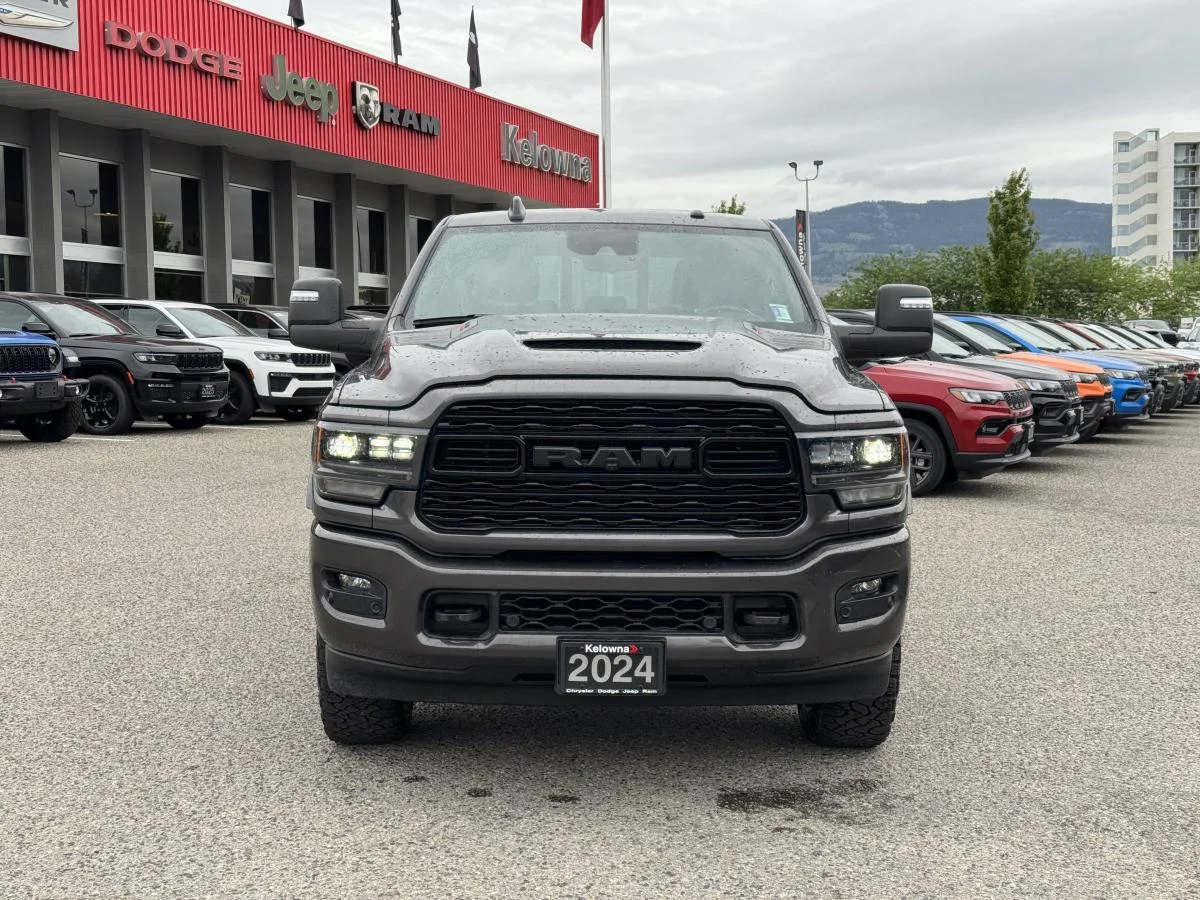 Used 2024 Grey RAM Limited image 3