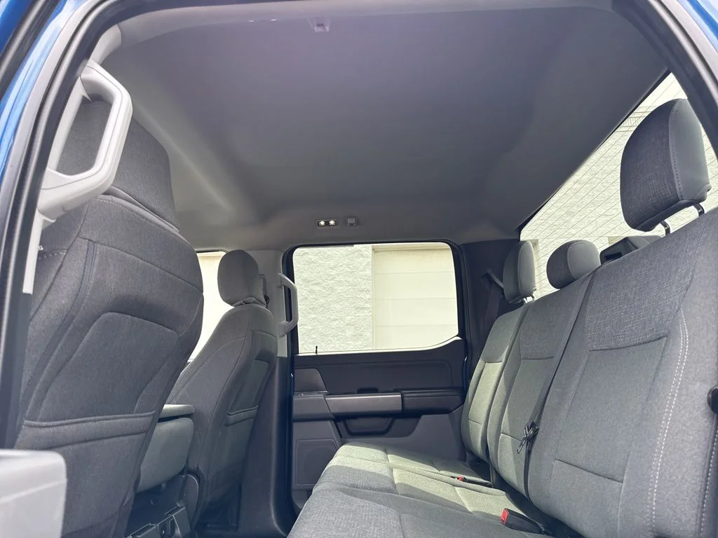 Used 2024 Atlas Blue Metallic Ford XLT image 34