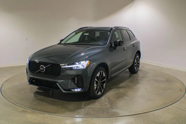 2026 Volvo XC60 B5 Plus