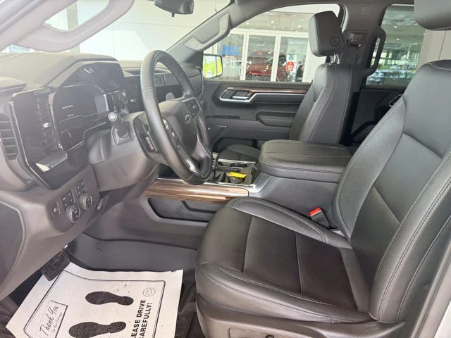 Used 2024 Sterling Gray Metallic Chevrolet LT Trail Boss image 15