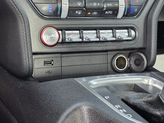 Used 2020 Magnetic Ford GT Premium image 20