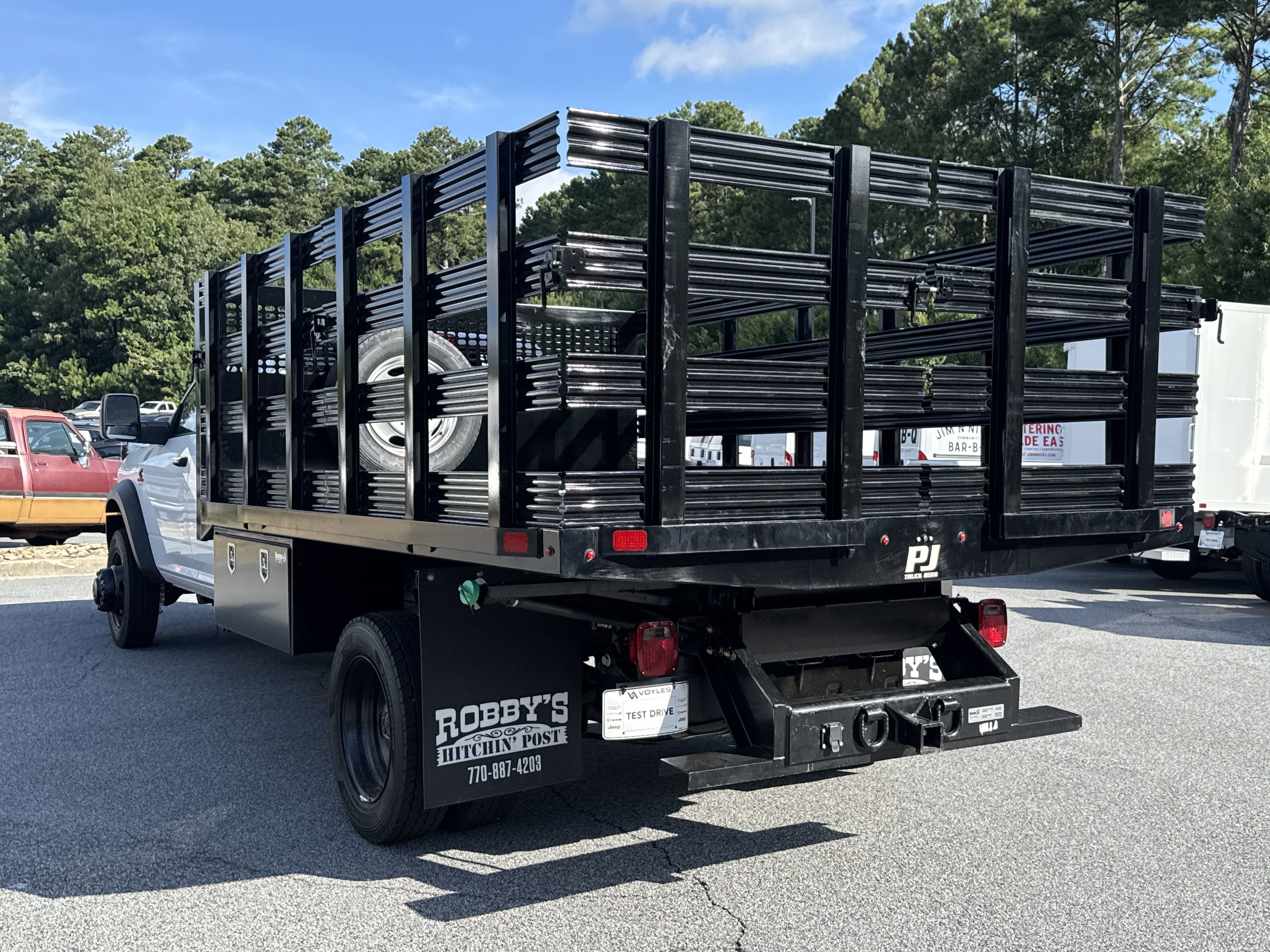 New 2025 Bright White Clearcoat RAM Tradesman image 6