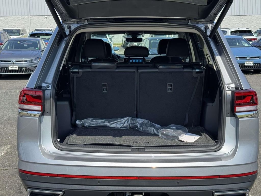 2026 Volkswagen Atlas SE w/Tech - Photo 30