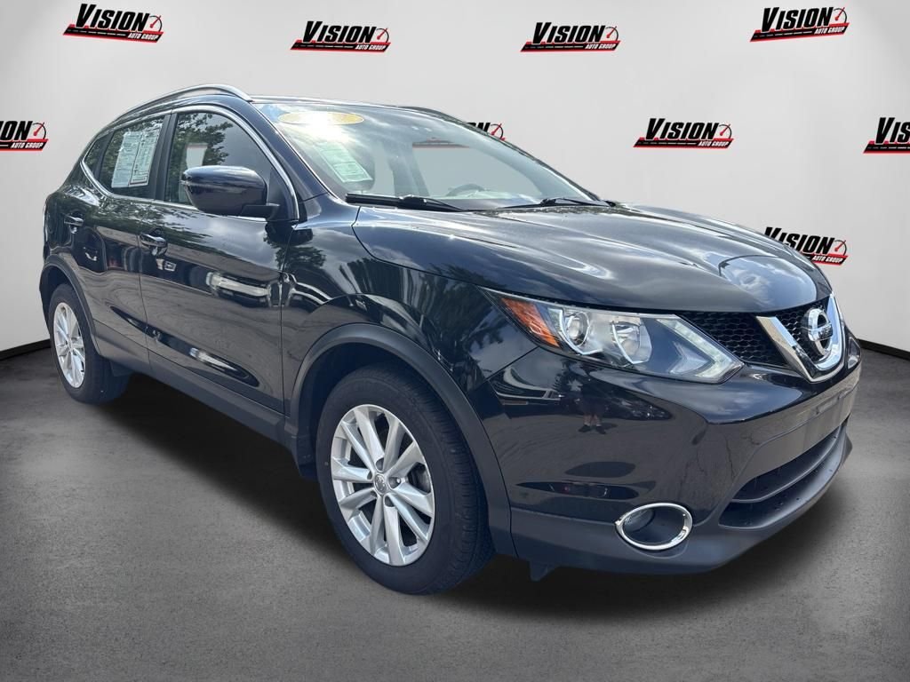 Used 2017 Black Nissan SV image 3