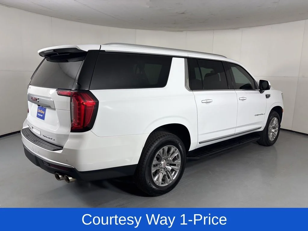 Used 2024 White GMC Denali image 9