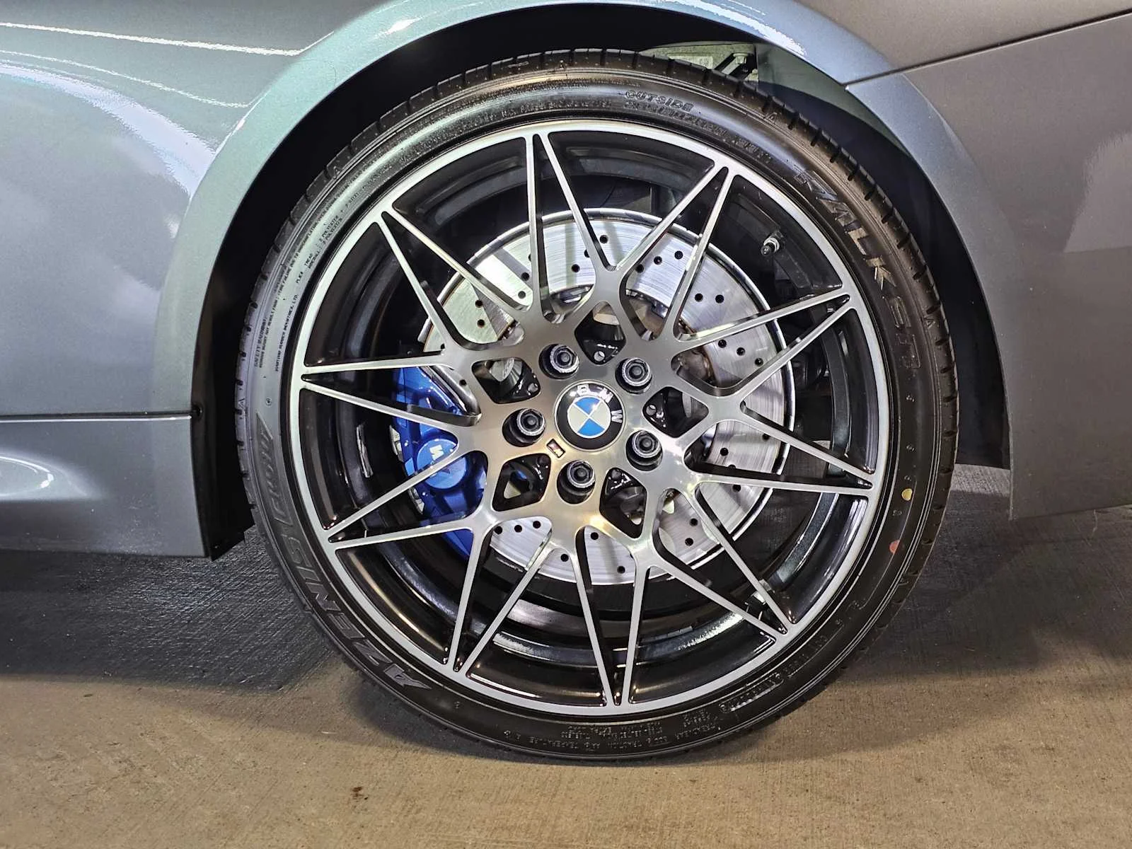 Used 2018 0B39 Mineral Grey Metallic BMW  image 9